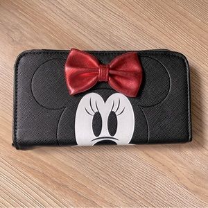 Disney Minnie Mouse Loungefly Wallet